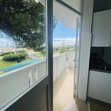 Cozy Facing The Sea Apartamento *